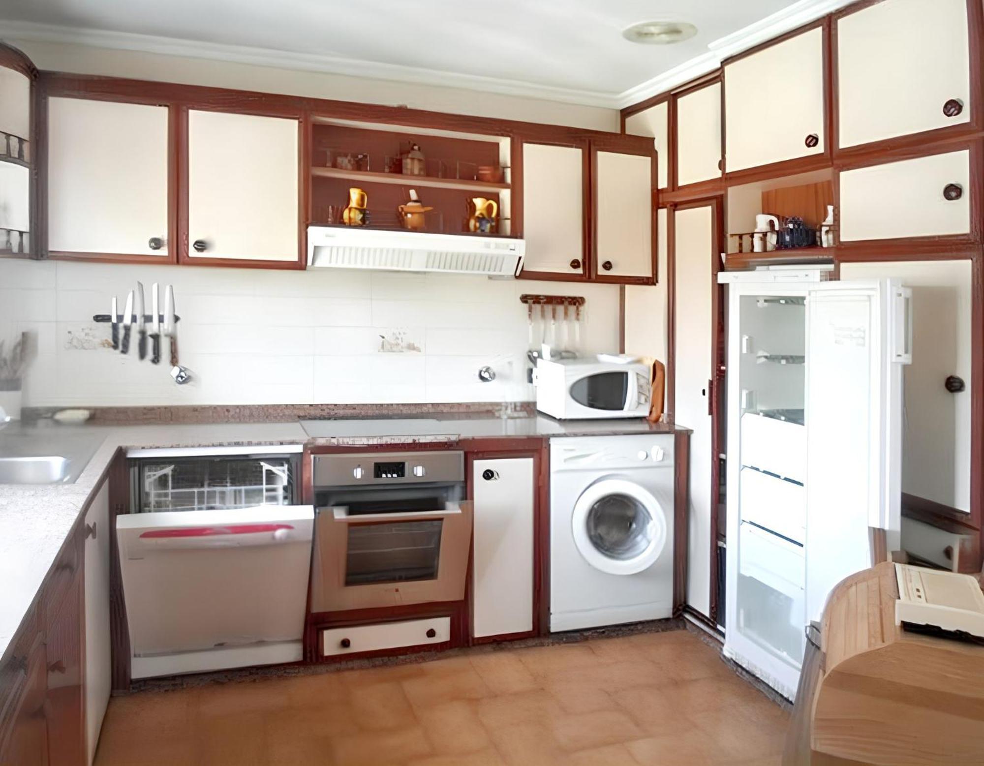 Spacious House With Terrace Near Boiro, Sea View エクステリア 写真